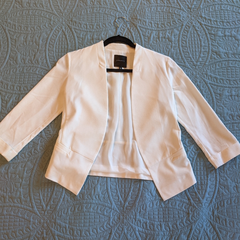 Blazer - Picture 2 of 3